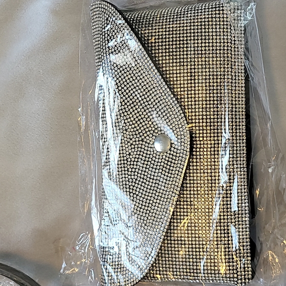*NWT* Rhinestone Fanny Pack - Picture 17 of 17